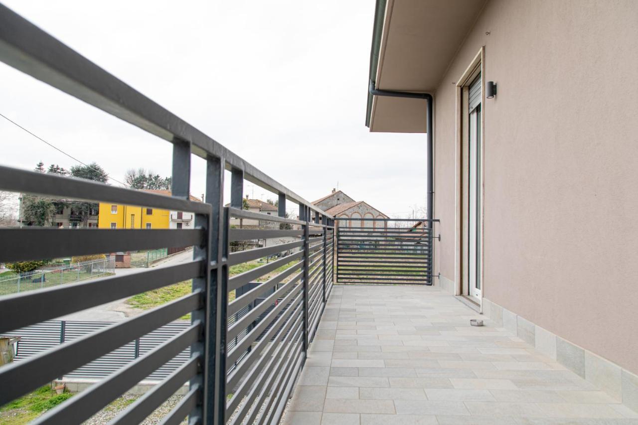 Tre Re - Spazioso Appartamento Con Parcheggio Cava Manara エクステリア 写真